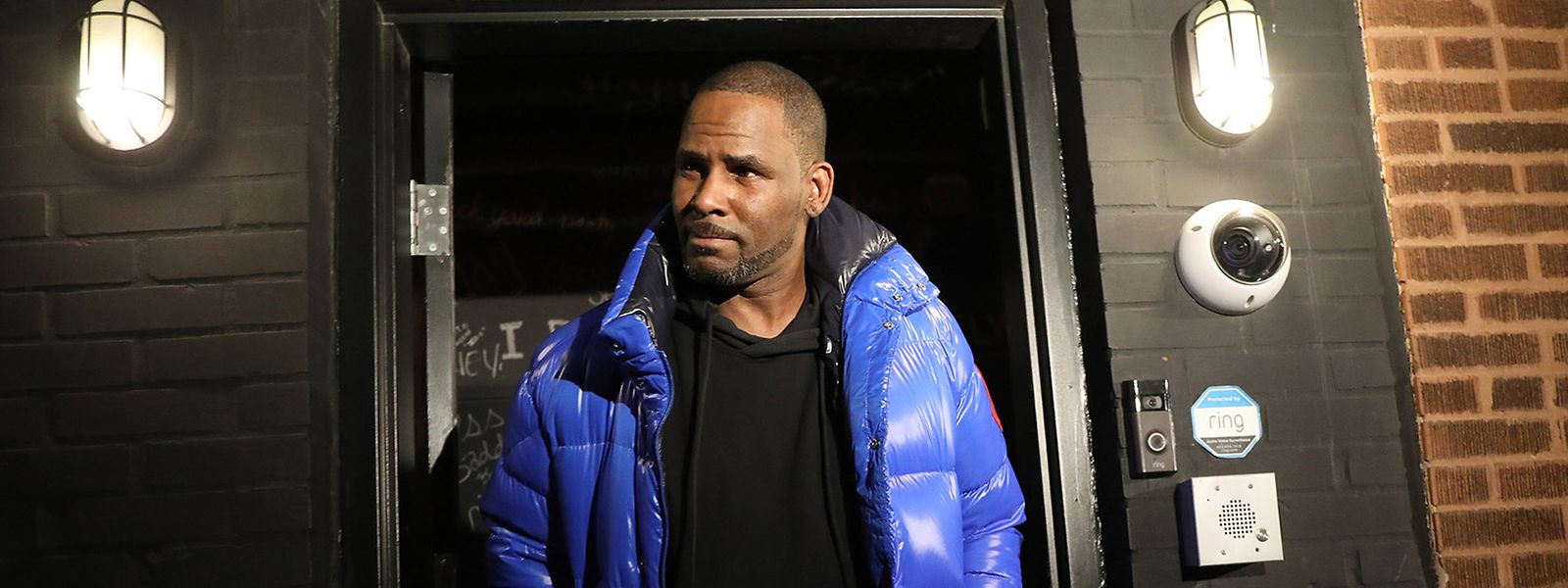 Nach Vorwürfen des sexuellen Missbrauchs: R. Kelly stellt ...