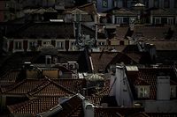 Telhados de casas na baixa da capital portuguesa.