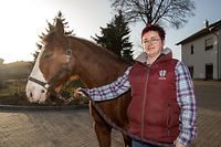Lok Norden , Portrait Netty Grassi , Q`n Stables , Tierschützerin , Foto:Guy Jallay/Luxemburger Wort