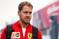 ARCHIV - 24.10.2019, Mexiko, Mexiko-Stadt: Motorsport: Formel-1-Weltmeisterschaft, Grand Prix von Mexiko, 1. Freies Training auf der Rennstrecke Autodromo Hermanos Rodriguez. Sebastian Vettel aus Deutschland vom Team Scuderia Ferrari kommt zum Training. (zu dpa "Formel-1-Pilot Vettel von Gartenarbeit bis Geisterrennen") Foto: Photo4/Lapresse/Lapresse via ZUMA Press/dpa +++ dpa-Bildfunk +++