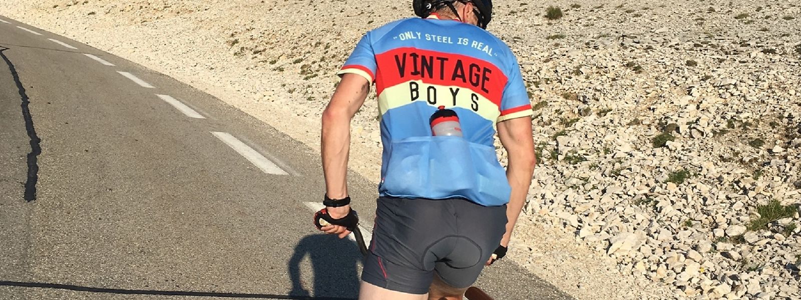 Der Aufstieg des kargen Bergs ist eine Herausforderung für Körper und Willen.