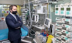 Lok , Coronavirus , Sars-CoV-2 , Covid-19, Xavier Bettel und Paulette Lenert besuchen Hopital Kirchberg , Hopitaux Robert Schuman , Mundschutz , Foto:Guy Jallay/Luxemburger Wort