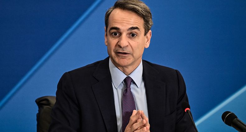 Greek Prime Minister Kyriakos Mitsotakis speaks during a press conference to discuss the economy and jobs, in Athens on January 23, 2023. (Photo by Aris Messinis / AFP)