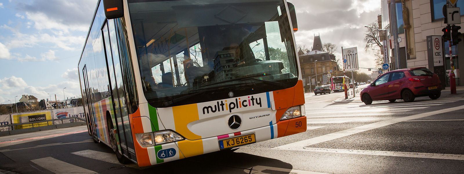 La Ville engagera encore 39 millions d'euros, l'an prochain, dans l'achat de nouveaux bus. 