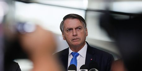 Presidente do Brasil arguido por divulgação de documentos sigilosos - Vimarsana News