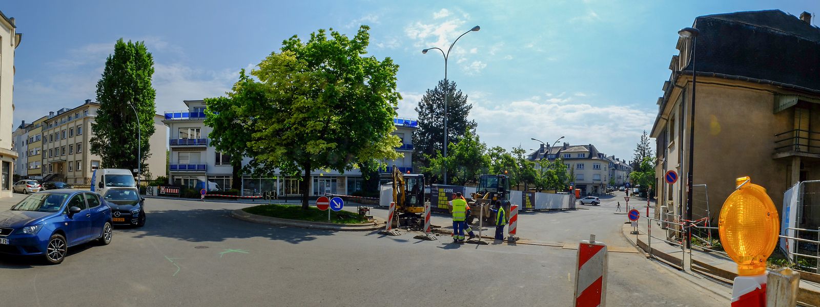 Der Bereich um diesen Baum soll einladender gestaltet werden.