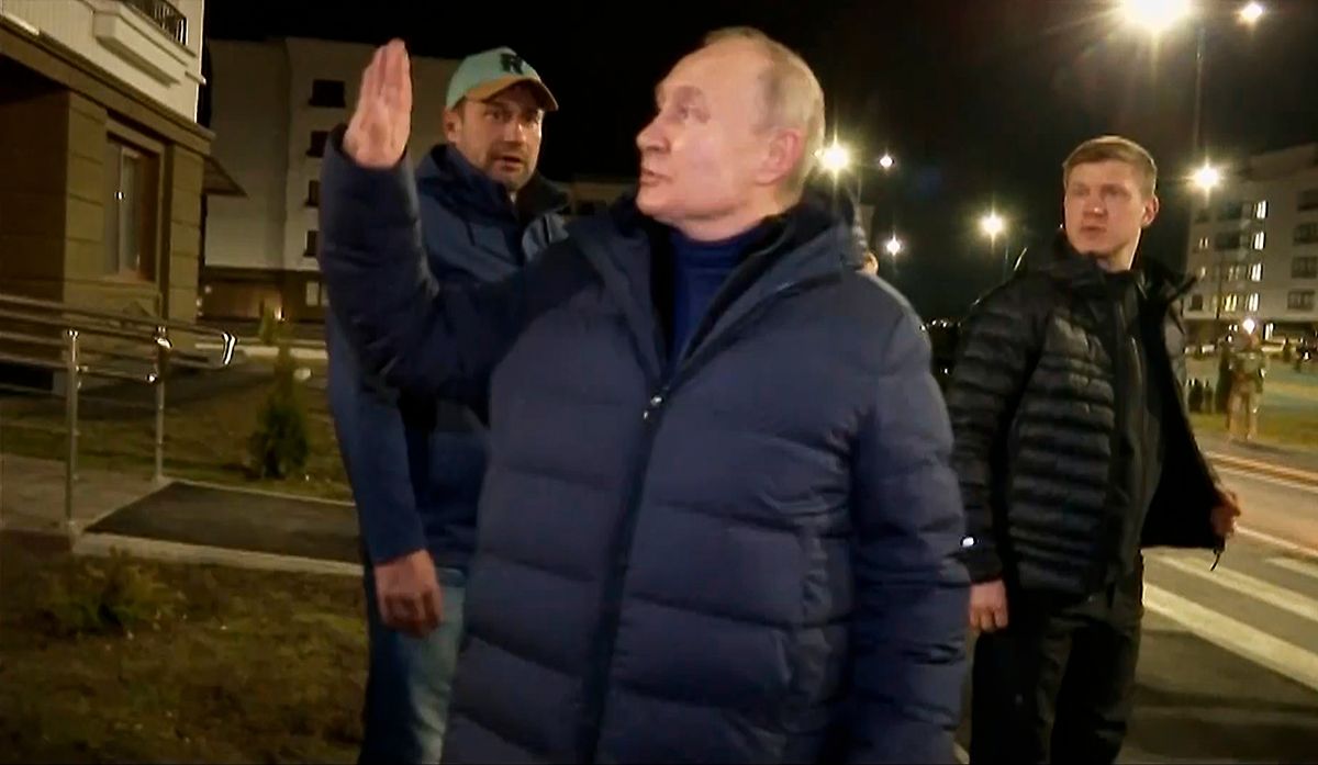 Erstmals seit Beginn des russischen Angriffskriegs gegen die Ukraine hat Kremlchef Wladimir Putin die besetzten Gebiete des Nachbarlandes besucht. 