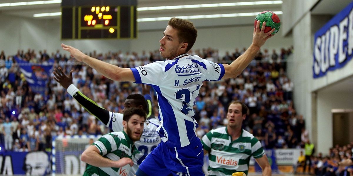 Andebol Fc Porto Vence Sporting No Primeiro Jogo Da Final Do Nacional