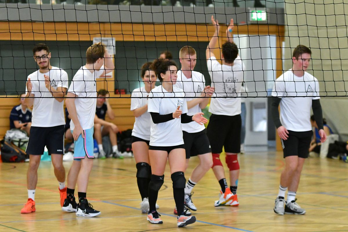 Beim Volleyball behielten die luxemburgischen Studenten aus Brüssel am Ende die Oberhand.