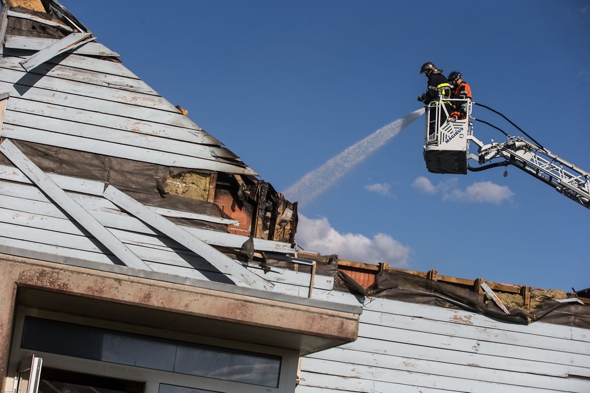 Das Jugendhaus in Remerschen - im früheren Energiepark-Gebäude - wurde am Sonntag zum Raub der Flammen. 
