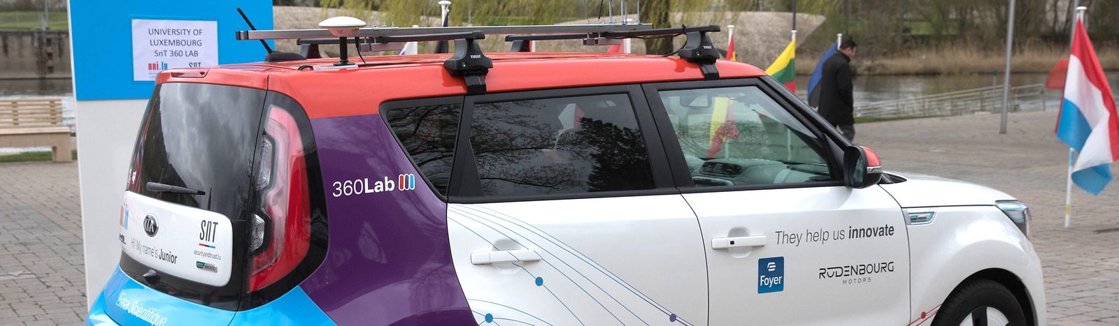 A Universidade de Luxemburgo está a testar o seu próprio veículo autónomo em Schengen.