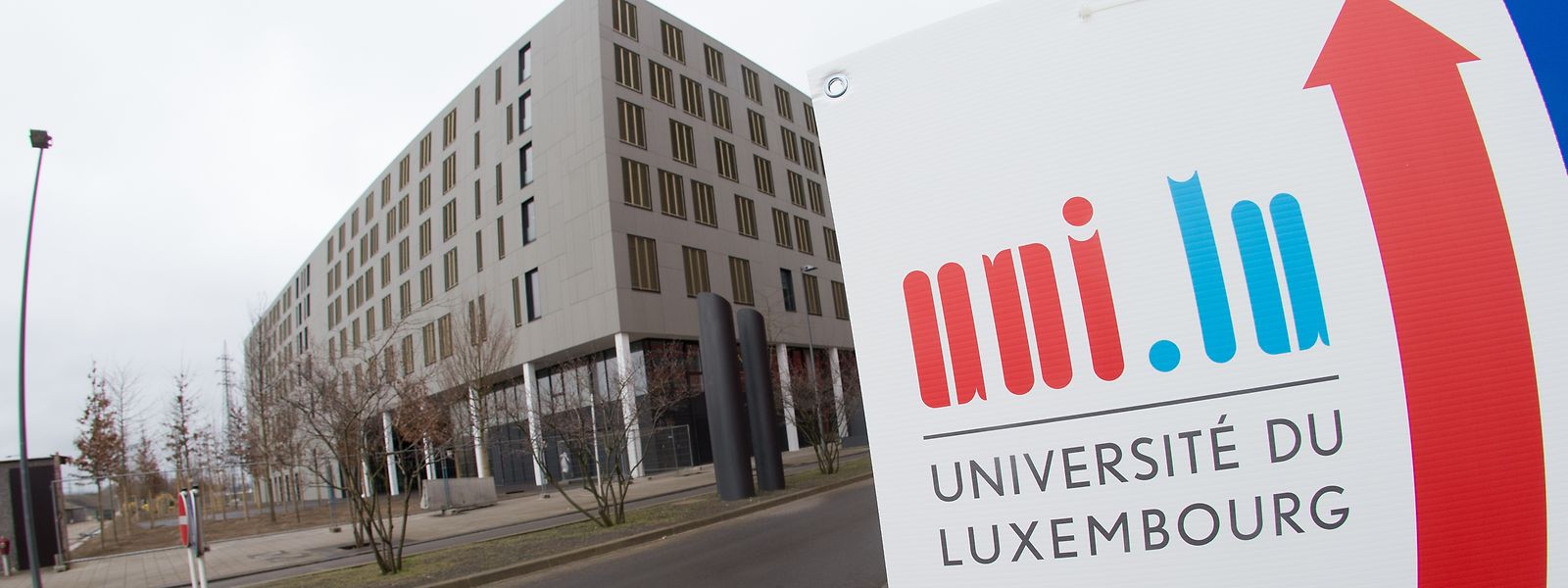 Die Universität Luxemburg hat derzeit rund 1 760 Angestellte.