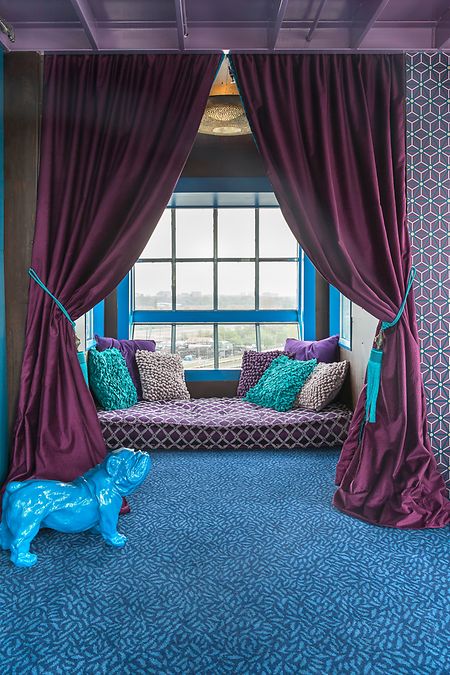 Ausgefallenes Design: Die drei Suiten im «Crane Faralda Hotel» in Amsterdam haben jeweils ein besonderes Motto (im Bild: Mystique Suite). 