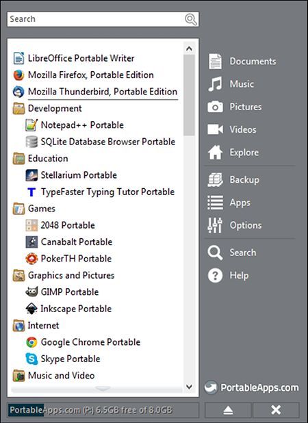 Auf Webseiten wie PortableApps.com lassen sich ganze Programmpakete mit eigenem Startmenü zusammenstellen - und auf einen Stick kopieren.