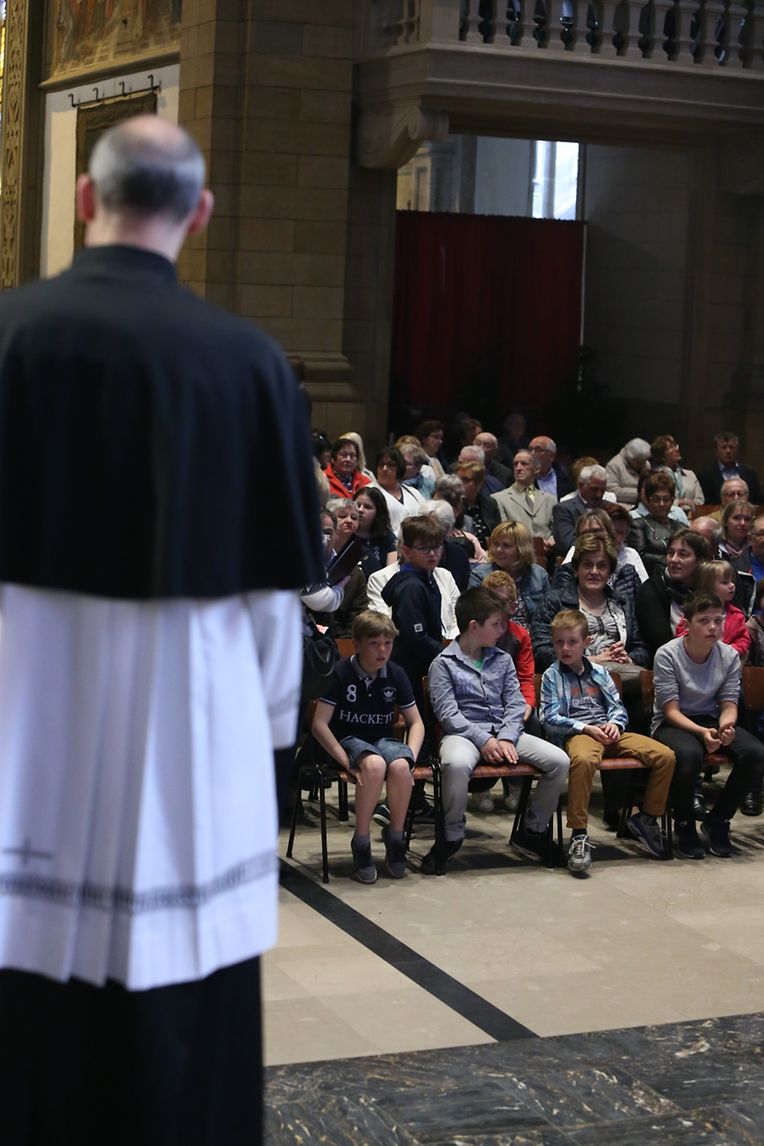 Messe für die neuen Pfarreien: “ Atertdall Sainte-Claire “ (Ospern) & “ Rammerech Saint-Valentin “ (Rambrouch).