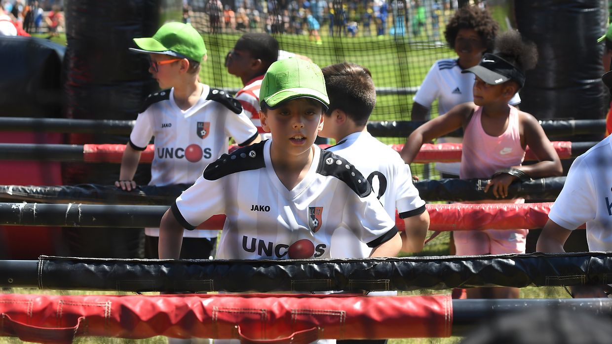 Journée Nationale du Football 2019. - Un baby foot géant.