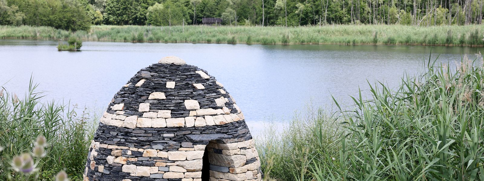 Kunstwerke aus Natursteinen: Die Teilnehmer des Interreg-Projektes zum Erhalt von Trockenmauern konnten sich am Mittwoch in Remerschen vom traditionellen Handwerk überzeugen.