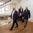 26.10.IPO / Aussenministerium / Koalitionsverhandlungen DP , LSAP , Dei Greng / Gambia /  vlnr Etienne Schneider , Claude Haagen , Nicolas Schmit / Wahlen 2018 Foto:Guy Jallay