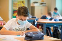 Im Szenario 1 des dreistufigen Schulmodells werden Schüler und Lehrer privat unter Quarantäne gestellt, zum Unterricht müssen sie erscheinen.