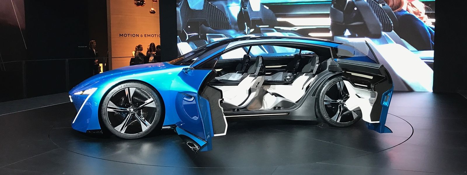 Peugeot Instinct Concept