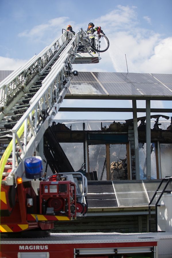 Das Jugendhaus in Remerschen - im früheren Energiepark-Gebäude - wurde am Sonntag zum Raub der Flammen. 