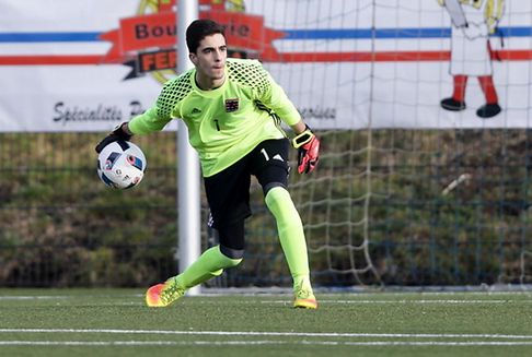 Un jeune gardien d\'Etzella en test au FC Porto