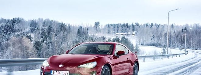 Toyota Sportcoupe Gt86 Feuer Auf Eis