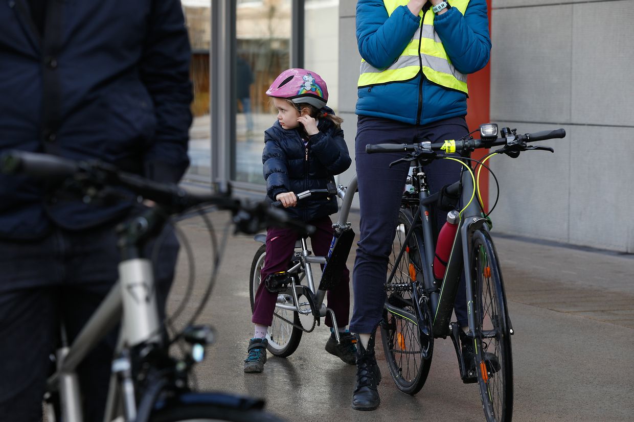Die Fahrradfahrer demonstrierten am Samstag in Düdelingen für mehr sanfte Mobilität im öffentlichen Raum.