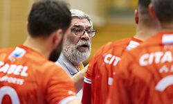 Sandor Rac (Trainer Red Boys) / Handball, Nationale 1 Maenner, Duedelingen - Red Boys / 17.11.2022 / Duedelingen / Foto: Christian Kemp