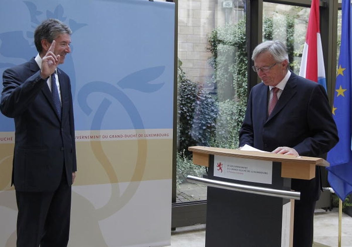 Pierre Bley im August 2013 bei der Vereidigung durch Jean-Claude Juncker.