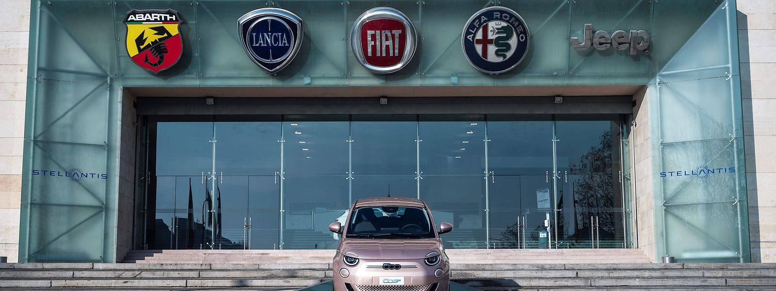 Wurde vor einem Jahr durch den Zusammenschluss von Fiat Chrysler Automobiles und PSA gegründet: Stellantis.