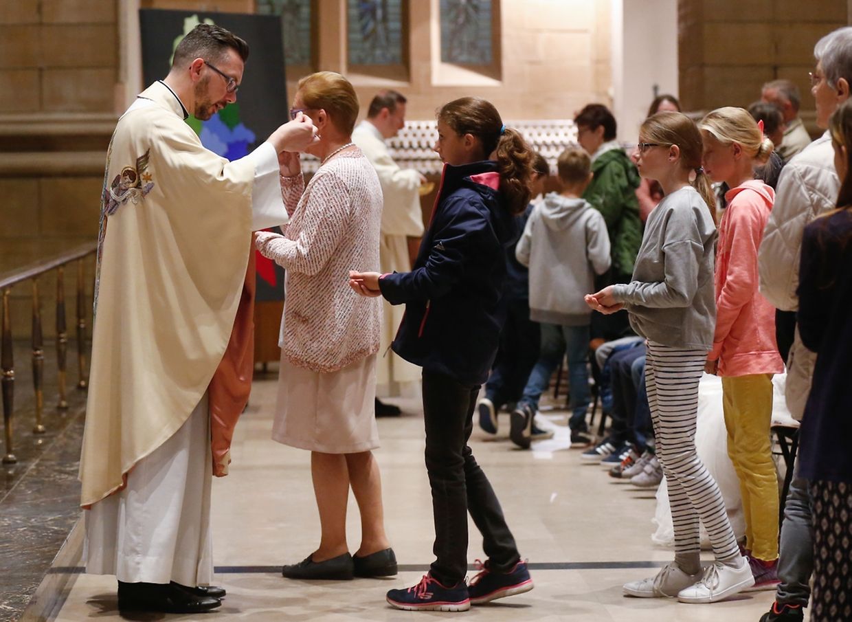 Messe für die neue Pfarrei "Dräilännereck Musel a Ganer Saint-Nicolas"