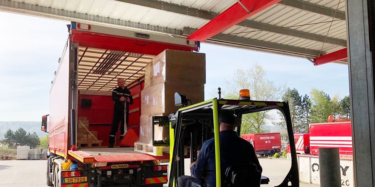 In den zwei Logistikzentren der CGDIS läuft die Verteilung bereits auf Hochtouren.