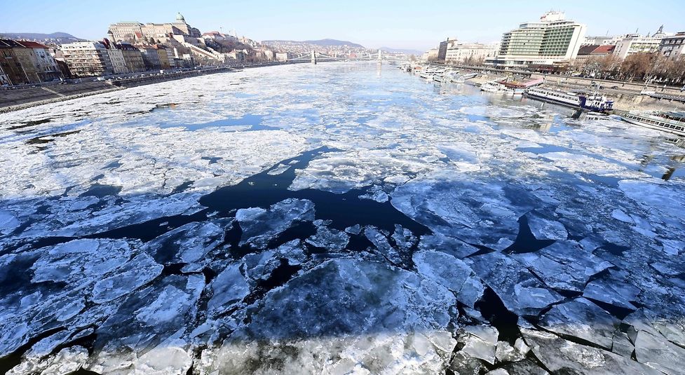 Ice floates over the Danube river in Budapest, on January 9, 2017.
