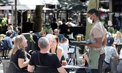 Lokales, Das Leben ist zurückgekehrt, Terrassen, Luxembourg stadt, foto: Chris Karaba/Luxemburger Wort