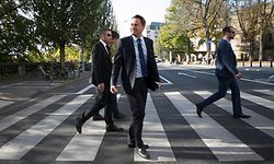 Politik. Parlamentswahlen 2018. élections législatives, Wahlen,Xavier Bettel DP auf dem Weg vom Kulturministerium ins Staatsministerium, Foto: Guy Wolff/Luxemburger Wort