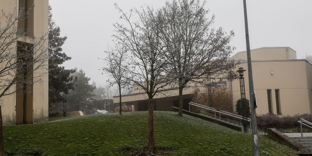 Angesichts der hohen Eigenbeteiligung am Bau der Kirche in Metzerlach, wertet die Kirchenfabrik eine mögliche Entweihung als Zweckentfremdung von Spenden. 
