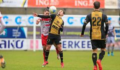 Miguel Dachelet (Wiltz - 4) - Ryad Habbas (Niederkorn - 7) / Fussball BGL Ligue Luxemburg, 20. Spieltag Saison 2020-2021 / 11.04.2021 / FC Progrès Niederkorn - FC Wiltz 71 / Stade Jos Haupert Niederkorn / Foto: Yann Hellers