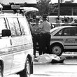 Am 24. Juni 1997 kurz nach 17 Uhr erschießen Räuber auf dem Parkplatz der City Concorde kaltblütig einen Geldboten. 
