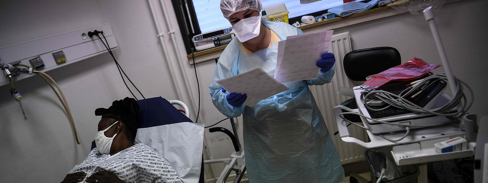 Eine Krankenschwester im André-Grégoire-Krankenhaus in Montreuil: Gewerkschaften klagen über schlechte Arbeitsbedingungen für Pflegekräfte in Frankreich.