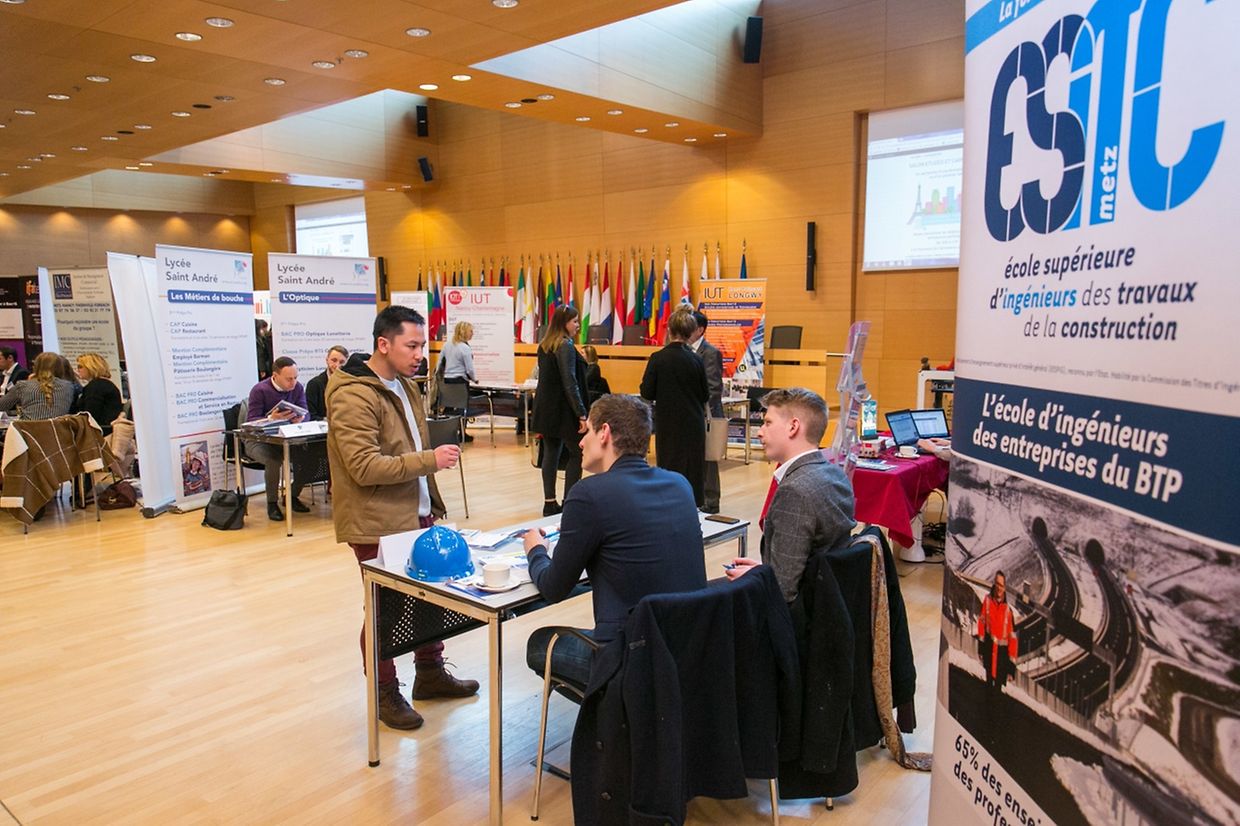 De nombreuses écoles étaient représentées et quelques universités 