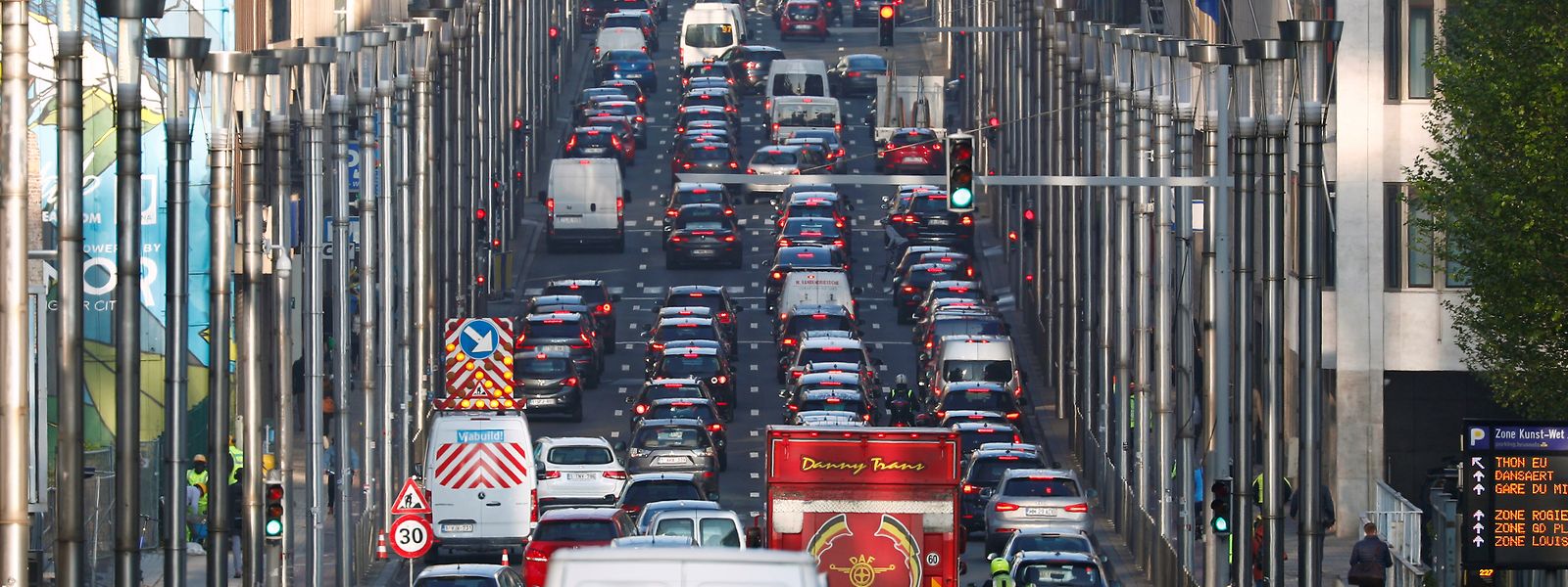 Bruxelles n'entend plus tout céder à la voiture. Seuls 30% des habitants du «pentagone» possèdent d'ailleurs leur propre automobile.