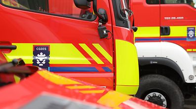 Lokales, Neue Feuerwehrfahrzeuge und Krankenwagen fur CGDIS, Camion de pompier, Foto: Chris Karaba/Luxemburger Wort