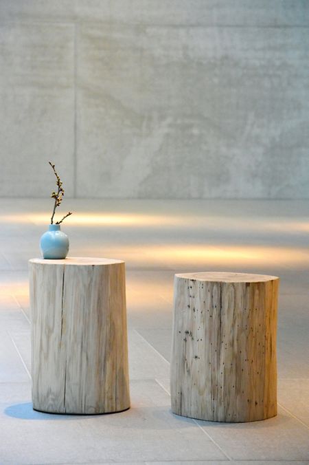 Natürlich und rustikal wirkende Stoffe und Materialien wie Holz gehören zum Shabbystil.
