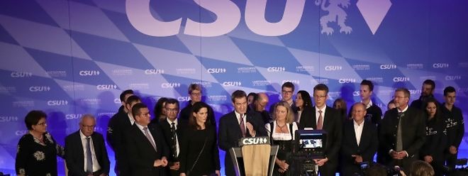 Der CSU-Ministerpräsident Markus Söder spricht zu den Anhängern. 