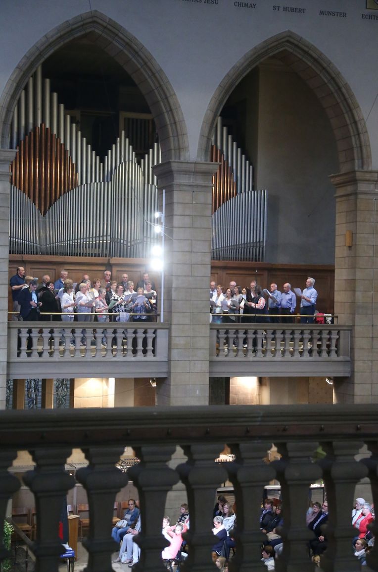 Messe für die neuen Pfarreien: “ Atertdall Sainte-Claire “ (Ospern) & “ Rammerech Saint-Valentin “ (Rambrouch).