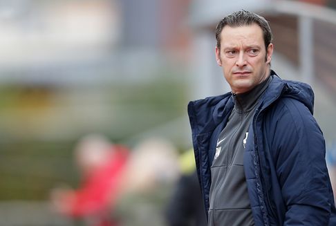 Pattinson bleibt Trainer bei Etzella