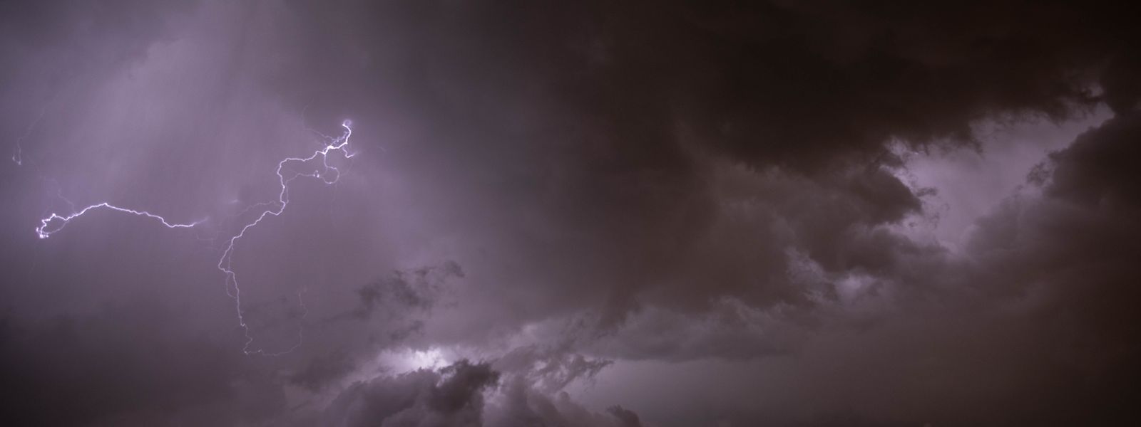 Dieses Foto schoss LW-Leserin Karin Durbach während des Unwetters im Roeserbann.