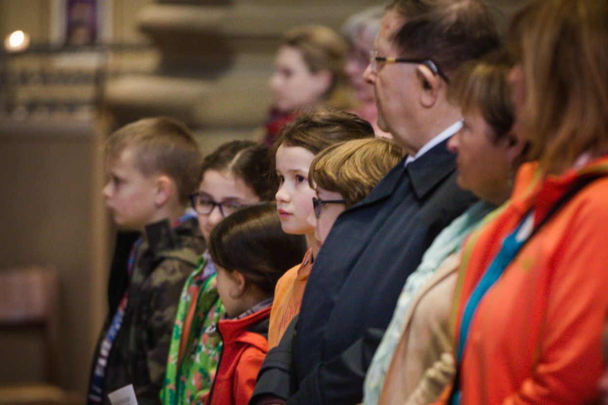 Messe für die neuen Pfarreien: Mëllerdall Saint - Michel (Fels) + Miersch Saint - François (Mersch) + Äischdall - Helpert St-Willibrord