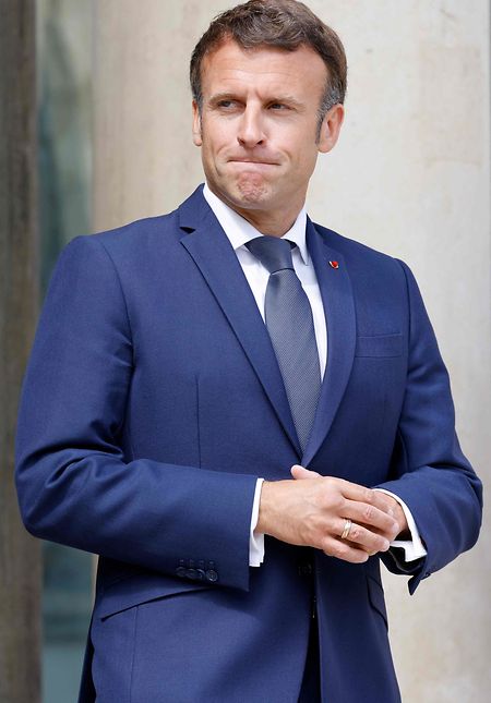 Emmanuel Macron a choisi de se poser contre les extrêmes.